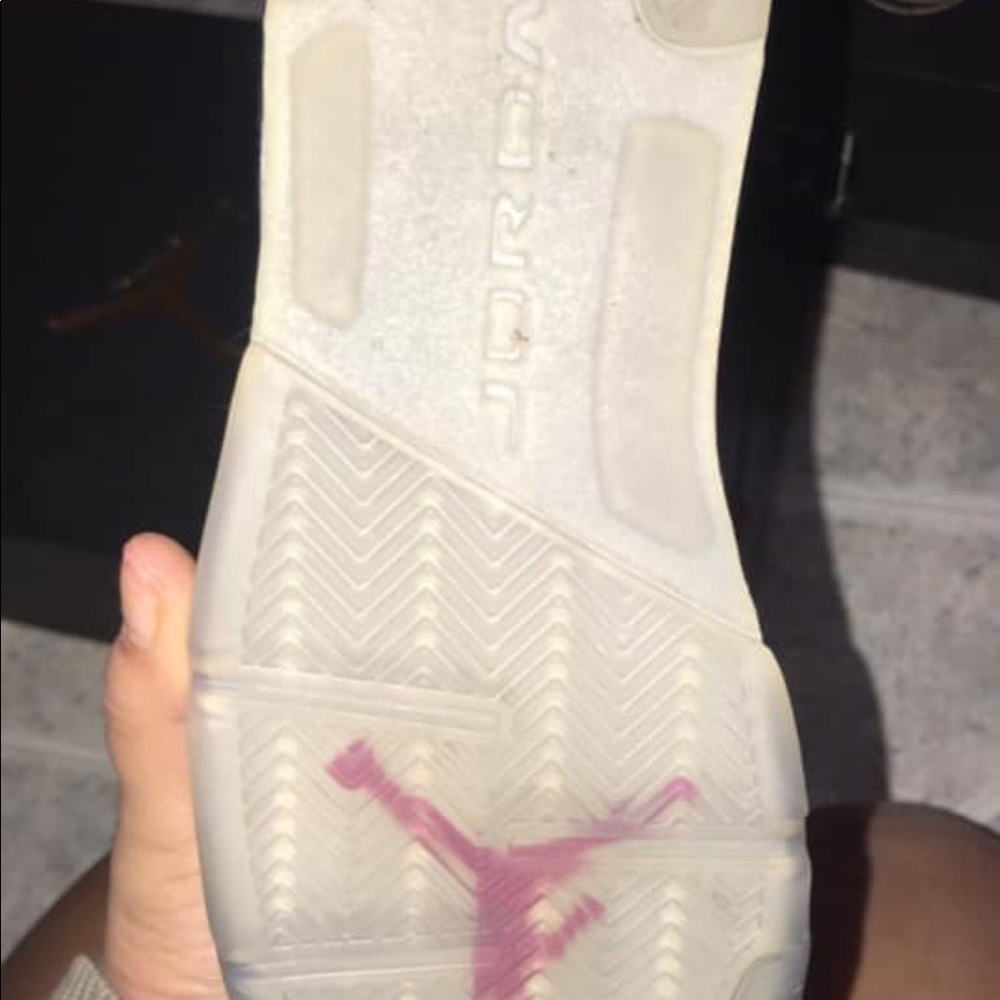 shoes - Picture 2 of 4